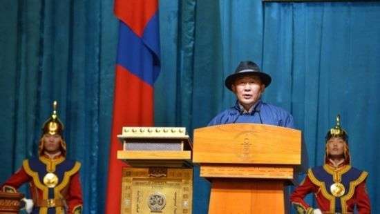 В Монголии вступил в должность новый президент, избранный от партии меньшинства в парламенте