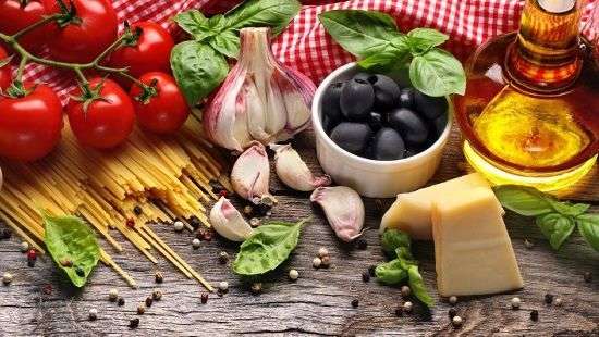 Какие продукты помогут продлить жизнь, рассказали эксперты