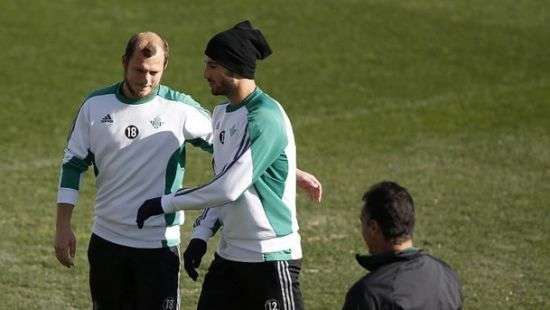 Зозуля сыграл за «Бетис»