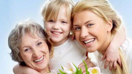 Названа привычка, которая лишает женщину внуков