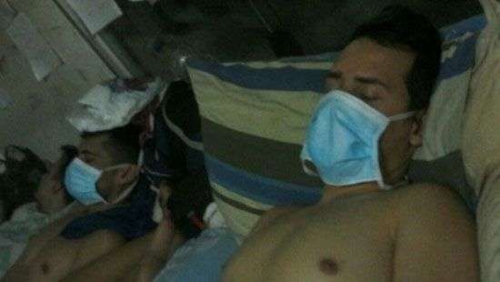 В Венесуэле полицейские в знак протеста зашили себе рты