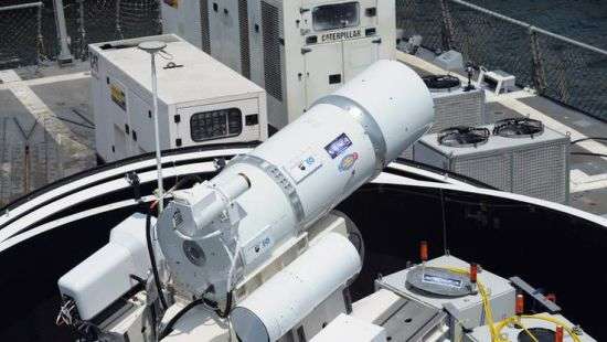 ВМС США испытали лазерное оружие, поразив им беспилотник