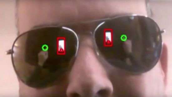 Разработка Microsoft позволяет управлять смартфоном через очки