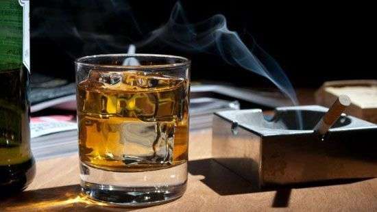 В Украине хотят снова поднять цены на сигареты и алкоголь