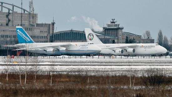 Омелян объяснил, почему он против нового аэропорта в Гостомеле