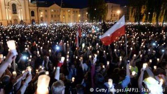 В Польше 100 тысяч человек вышли протестовать против судебной реформы