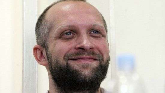 Суд назначил Полякову залог и обязал носить «украшение»