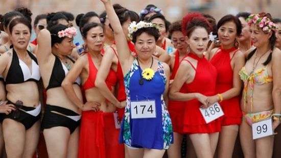 В Китае прошел конкурс красоты «кому за 55» (фото)