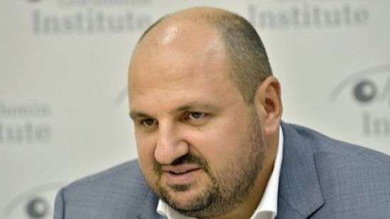 Нардеп Розенблат рассказал, почему внес залог, но не сдал загранпаспорта