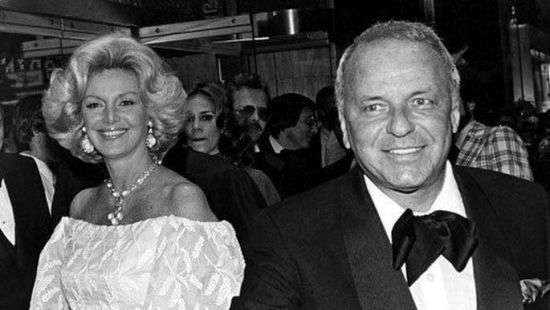В США скончалась 90-летняя вдова Фрэнка Синатры