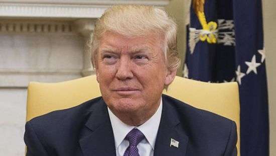 В Apple обещали Трампу строить заводы в США