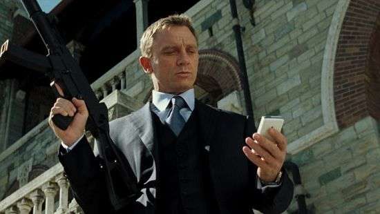Дэниел Крейг подписал контракт на съемки еще двух фильмов о Джеймсе Бонде