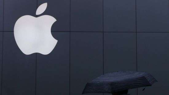 Суд обязал Apple выплатить $506 миллионов