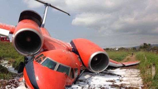 В Центральной Африке упал грузовой самолет украинской авиакомпании (фото)