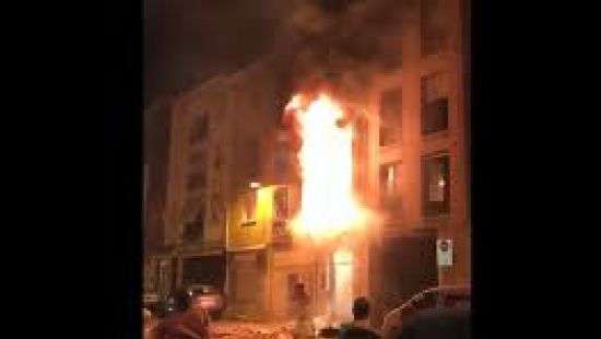 В Испании произошел мощный взрыв в жилом доме, есть жертвы (видео)