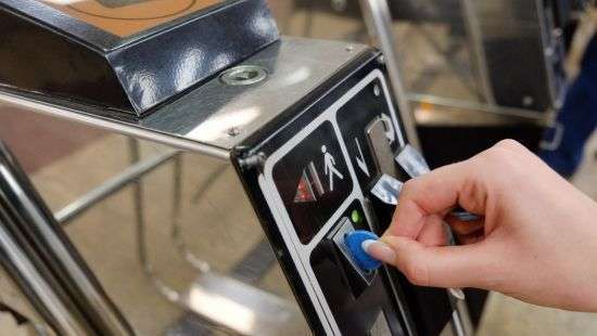 Киевское метро переходит на новые жетоны, старые можно будет использовать до конца суток