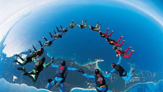 Алексей Абасов поможет развитию парашютного спорта в Украине