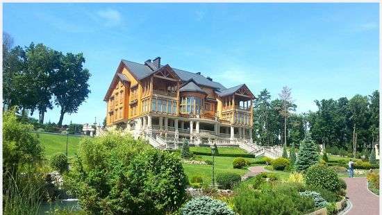 Суд счел незаконным выведение «Межигорья» из госсобственности