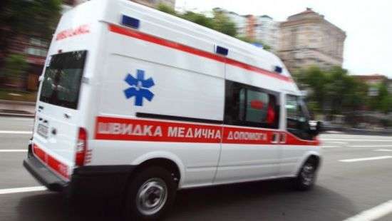 На Волыни грузовик сбил на тротуаре трех подростков, есть жертвы