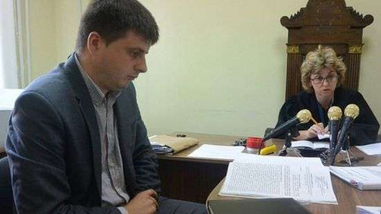 Дело против тернопольского прокурора, расстрелявшего отца и мачеху, передали в суд