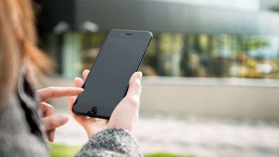 Квартальные поставки смартфонов превисили 300 миллионов штук