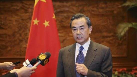 Китай призывает все страны к мирному диалогу с КНДР