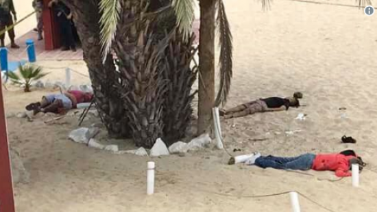 В Мексике на пляже расстреляли туристов (видео)