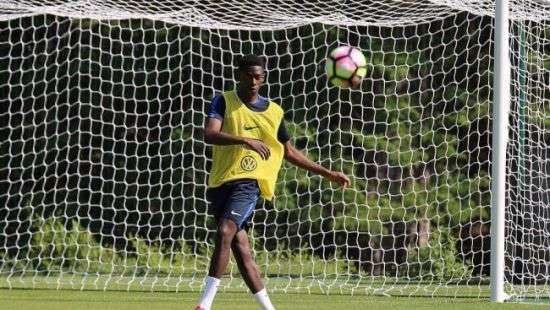 «Боруссия» наказала Дембеле