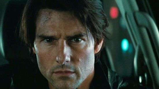 Появилось видео того, как Том Круз травмировался на съемках боевика