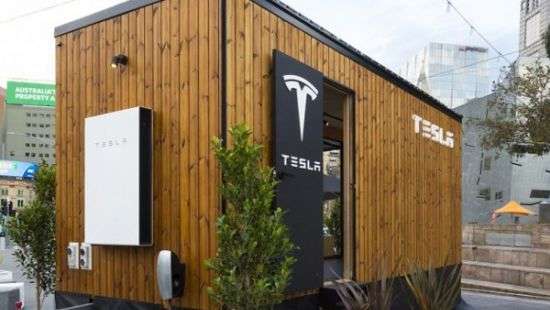Tesla создала дом на солнечных батареях