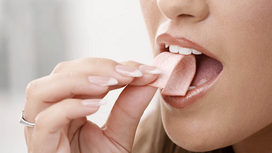 Идти ли к стоматологу расскажет жевательная резинка