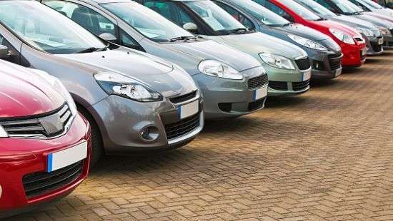 Импорт легковых автомобилей в Украину почти удвоился