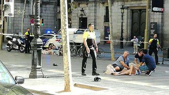 Теракт в Барселоне: двое погибших, более 20 раненых (ФОТО и ВИДЕО)
