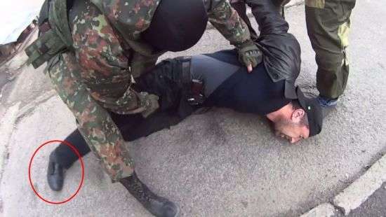 Блогер назвал фальшивкой задержание украинского диверсанта в ДНР (видео)