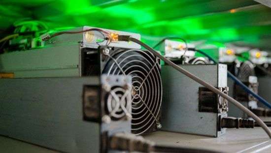 Обнародованы фото крупнейшей в мире биткоин-фермы