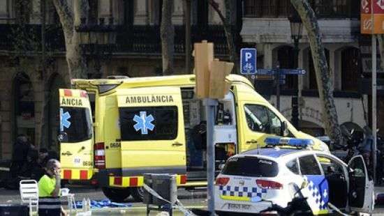 Девушка из Австралии пережила три крупных теракта, путешествуя по Европе