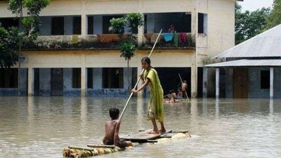 Жертвами наводнений и оползней в Азии стали более 800 человек