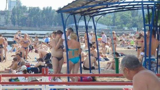 На пляжах Мариуполя обнаружена опасная находка