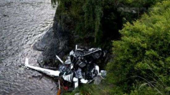 На берегу Черного моря в России рухнул вертолет