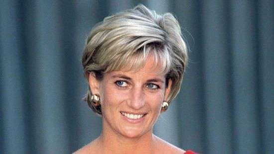 Принц Гарри винит папарацци в гибели принцессы Дианы