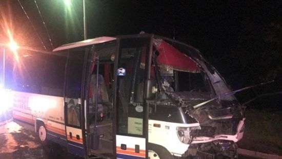 В Одессе внедорожник врезался в автобус