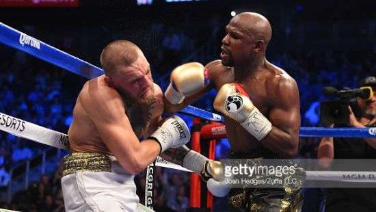 Флойд Мейвезер одержал победу над Конор Макгрегором нокаутом