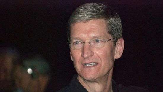 Глава Apple получил рекордную премию