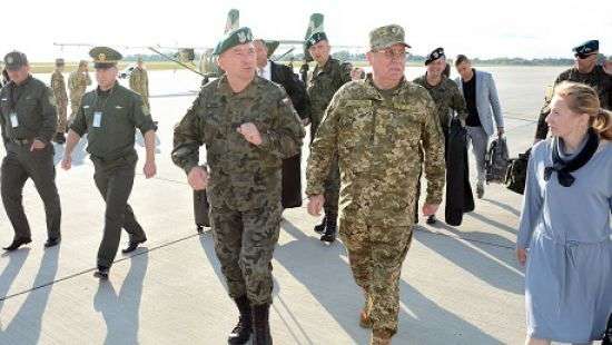 В Украину прибыла делегация высокопоставленных польских военных