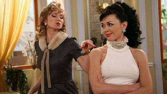 Актриса «Моей прекрасной няни» со всей семьей сбежала из России