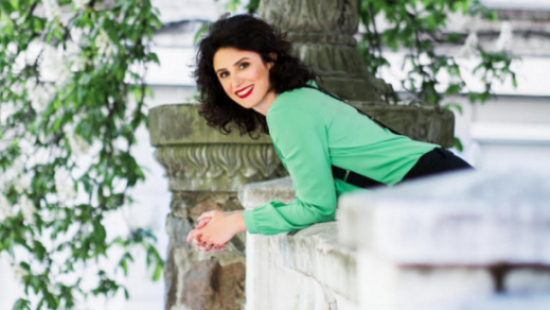 Рандеву с чиновницей Антимонопольного комитета купили за 225 долларов