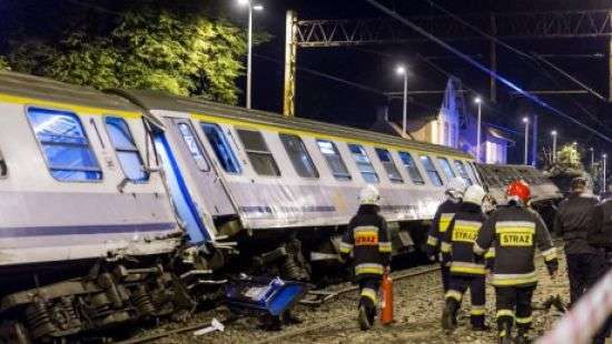 В Польше пассажирский поезд столкнулся с товарным, есть раненые