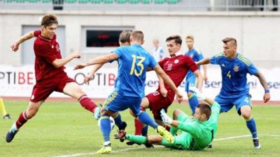 Украина начала с ничьей отбор на Евро-2019