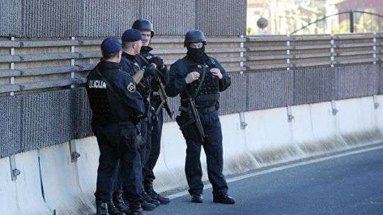 В Сербии авто футболиста протаранило кортеж президента страны