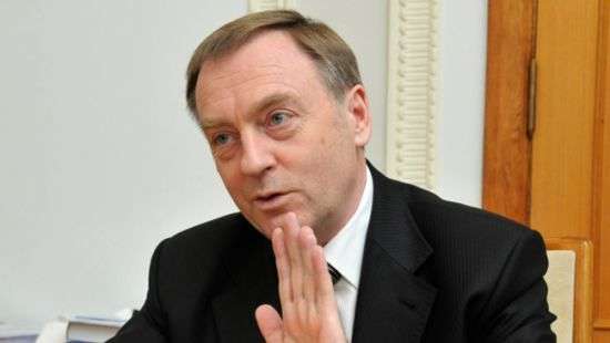 Лавринович рассказал, как менял Конституцию в 2010 году